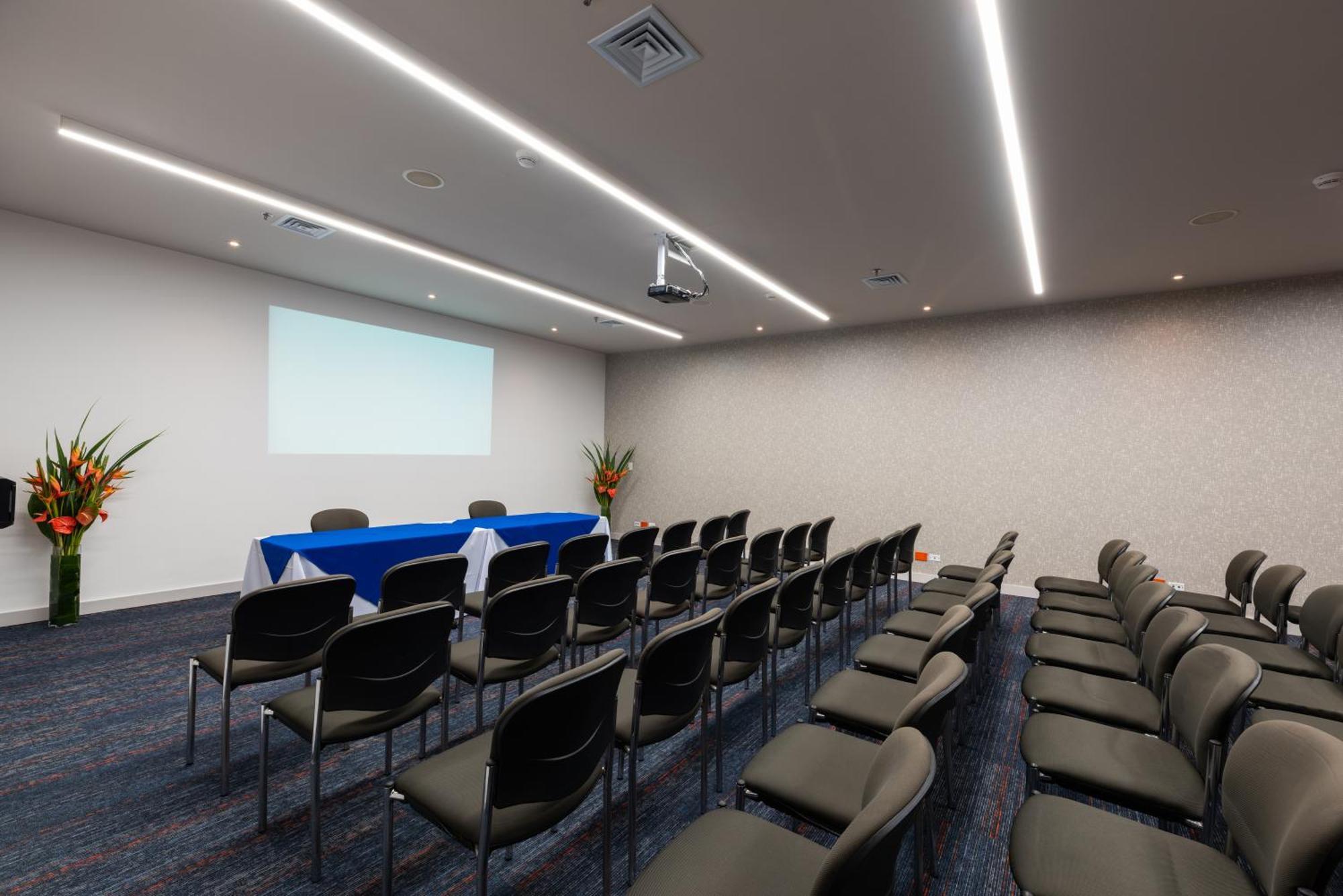 Hotel Holiday Inn Express & Suites Medellin By Ihg Luaran gambar