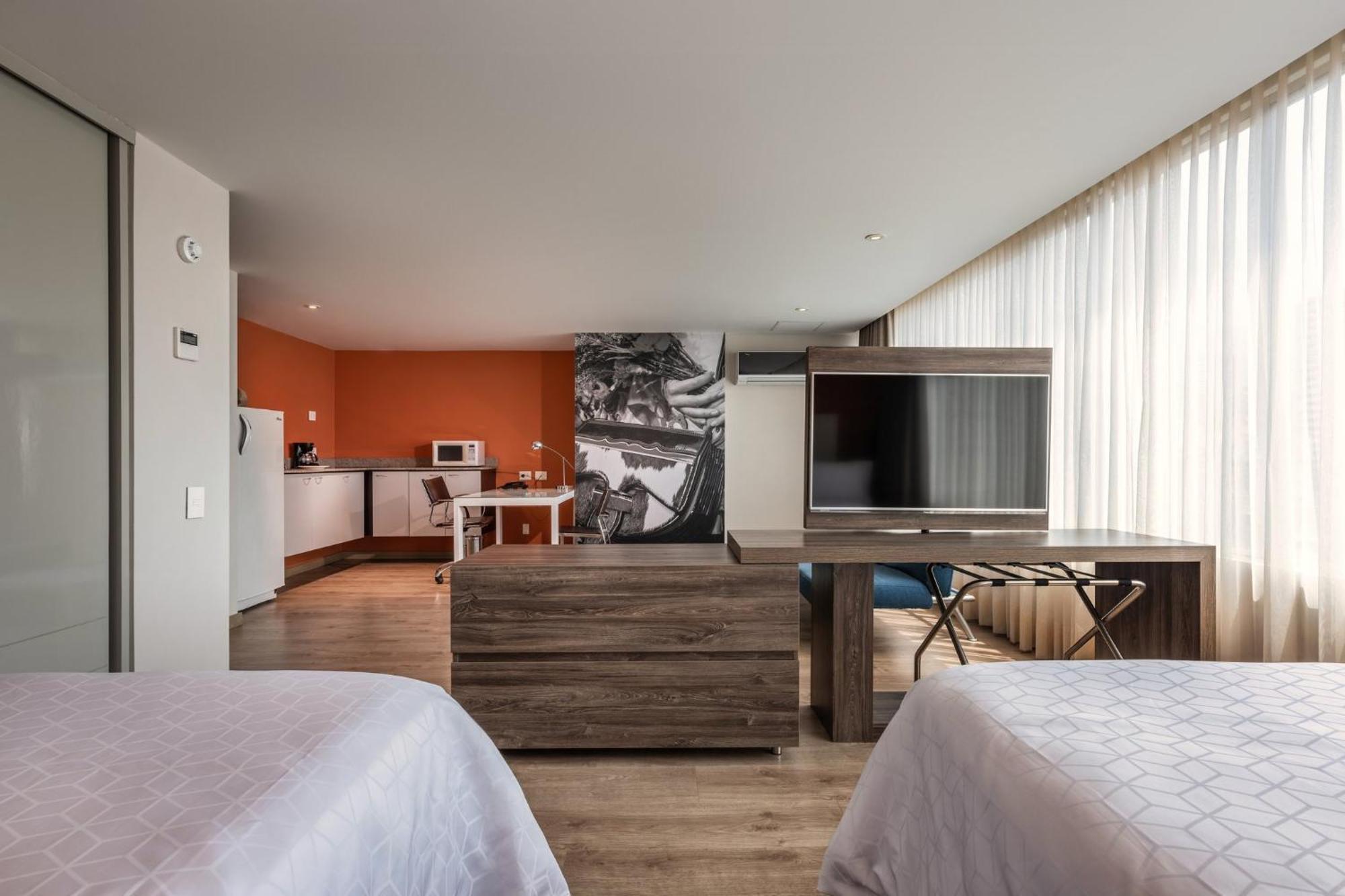 Hotel Holiday Inn Express & Suites Medellin By Ihg Luaran gambar