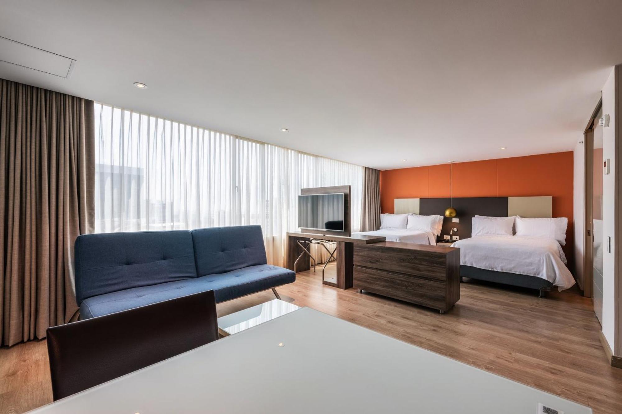 Hotel Holiday Inn Express & Suites Medellin By Ihg Luaran gambar